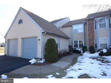 119 Allem Ln unit 119, Perkasie, PA 18944 - photo 3