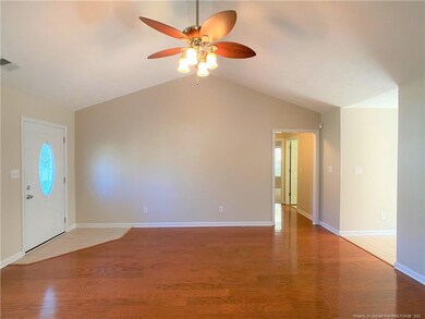 1603 Stonewood Dr, Fayetteville, NC 28306 - photo 5