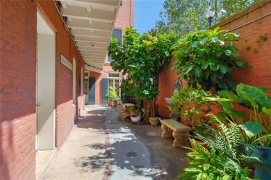 600 Julia St unit 1, New Orleans, LA 70130 - photo 3