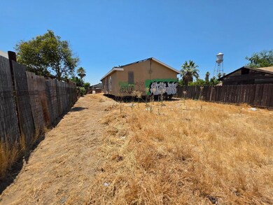 12641 G St, Biola, CA 93606 - photo 3