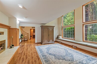 121 E Sterling Dr, Allyn, WA 98524 - photo 5