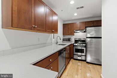 732 Lamont St NW unit 201, Washington, DC 20010 - photo 3