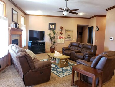 626 N Maplewood Hills Rd, Nixa, MO 65714 - photo 5