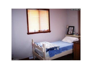 2nd Bedroom - Hardwood floors
