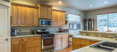 20556 Jacklight Ln, Bend, OR 97702 - photo 7