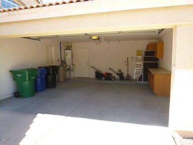 Garage 1