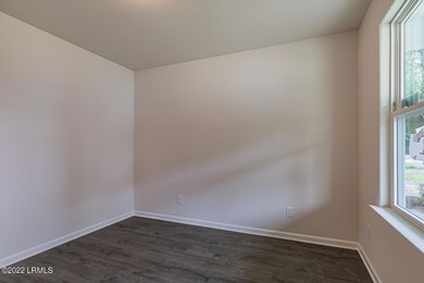 5 Formal living