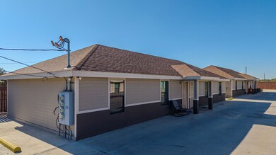 639 Las Brisas Dr, Eagle Pass, TX 78852 - photo 7