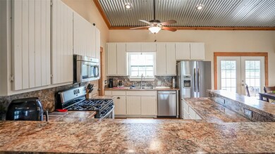 7000 Lipan Hwy, Granbury, TX 76048 - photo 6