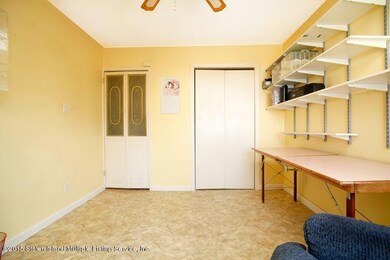 bedroom1_700