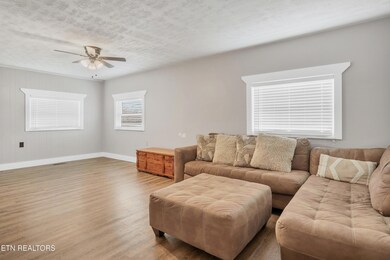 2209 Alnwick Blvd, Maryville, TN 37801 - photo 7