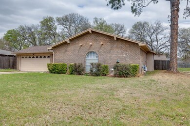 900 Warwick St, Bedford, TX 76022 - photo 2