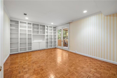 Peachtree Andrews Condominiums unit C404, Atlanta, GA 30305 - photo 6