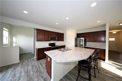 13514 Forest Glade Dr, Fishers, IN 46037 - photo 4