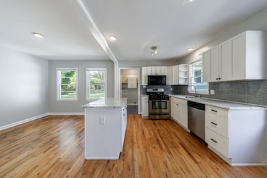 1019 Magbee Dr SE, Smyrna, GA 30080 - photo 6