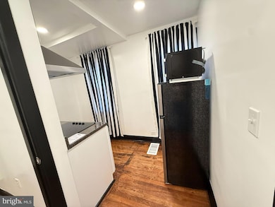 412 Center Ave unit 1, Runnemede, NJ 08078 - photo 5