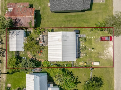 66 8th St, Apalachicola, FL 32320 - photo 4