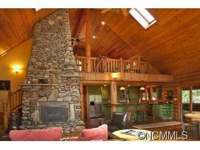 Great Rm FP / Kitchen / Loft
