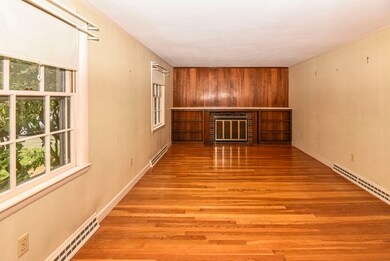 35 Old Post Rd, East Walpole, MA 02032 - photo 3