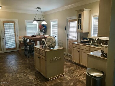 kitchen2