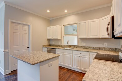 6510 Old Fort Rd Wilmington NC-large-030
