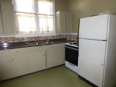 THis is the kitchen on the north side.  THe paint 
