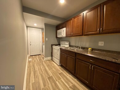 919 47th St NE unit 1, Washington, DC 20019 - photo 5