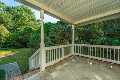 1711RiverFrontDr007