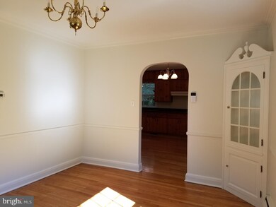 5709 Leaf Ln, Elkridge, MD 21075 - photo 7