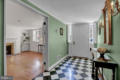 10 W Hamilton St, Baltimore, MD 21201 - photo 4
