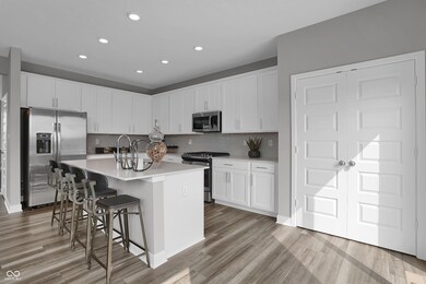 13457 Carlsbad Place, Fishers, IN 46037 - photo 5