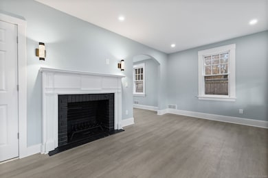 19 Henry St, Oakville, CT 06779 - photo 7