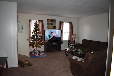 107 Magnolia Way unit A-B, Nicholasville, KY 40356 - photo 4