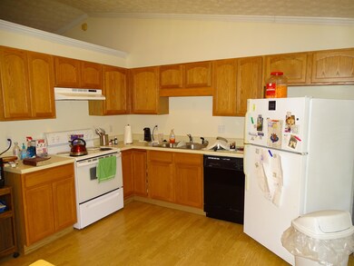 6 - Kitchen 2