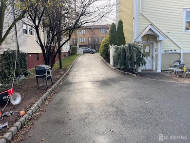 161 George St, New Brunswick, NJ 08901 - photo 2