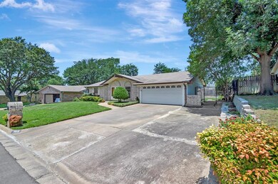 909 Natchez Ave, Bedford, TX 76022 - photo 3