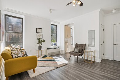 555 Lenox Ave unit 2G, New York, NY 10037 - photo 2