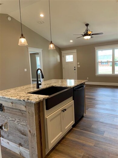 107 Allen Harvey St, Crawfordville, FL 32327 - photo 5