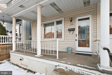 728 E Broad St, Tamaqua, PA 18252 - photo 3