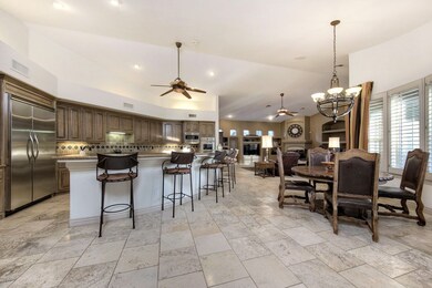 Kitchen & Breakfast Nook