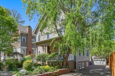 4609 Chestnut St, Bethesda, MD 20814 - photo 2