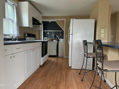 Kitchen (2)