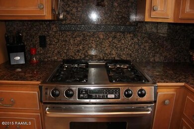 207 Metairie Ct 006