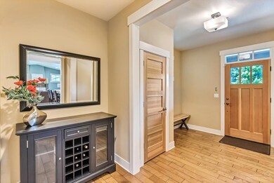 2555 NW Crossing Dr, Bend, OR 97701 - photo 3