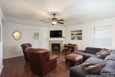 3819 Valencia Peak, San Antonio, TX 78261 - photo 4