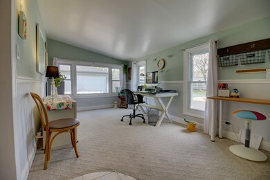 4000 Raven Ln, Rolling Meadows, IL 60008 - photo 3