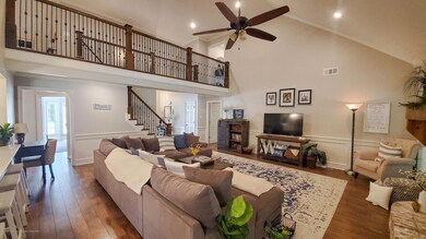 Family-Sized Great Room