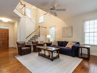 009-1280x960-family-room