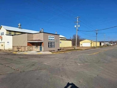 504 W Main St, La Farge, WI 54639 - photo 4