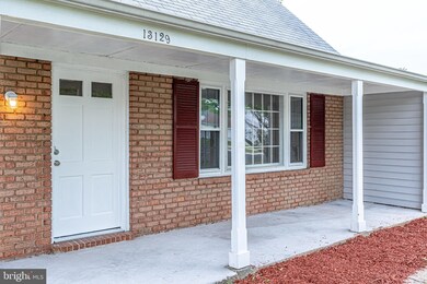 13129 Poplar Tree Rd, Fairfax, VA 22033 - photo 2